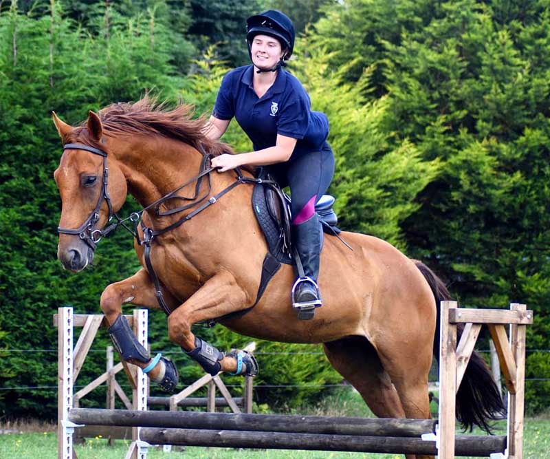 Going Barefoot can Help Prevent Recurring Hoof Abscesses